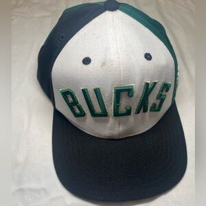Vintage Milwaukee bucks hat